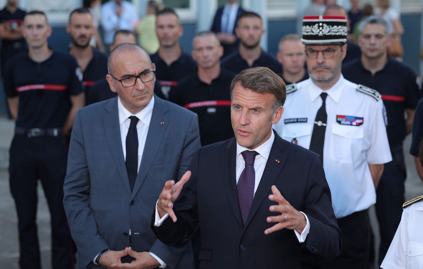 Inversiones, llamado a la unidad, “ganar la batalla”… Actualización sobre las declaraciones de Macron en Gironda Inversiones, llamado a la unidad, “ganar la batalla”… Actualización sobre las declaraciones de Macron en Gironda
